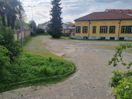 Sistemato l'ingresso del cortile interno del Liceo Bellini di Novara
