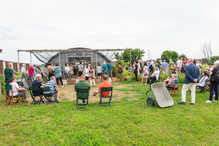 Festa d'estate all'Anffas: inaugurazione della Bottega Verde e resoconto della campagna "Fiori di testa" Festa d'estate all'Anffas: inaugurazione della Bottega Verde e resoconto della campagna "Fiori di testa"