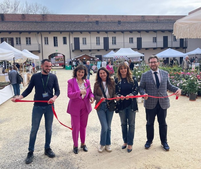 Fiorissimo al Castello di Novara: successo e affluenza record per la mostra mercato del florovivaismo