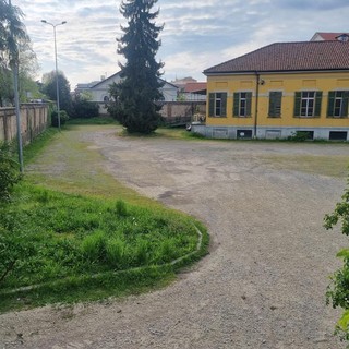 Sistemato l'ingresso del cortile interno del Liceo Bellini di Novara