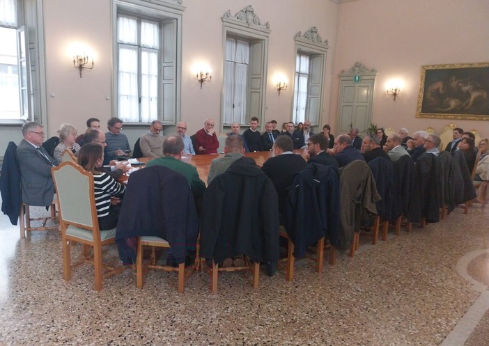 Nasce a Novara il Tavolo Salute e Sicurezza sul Lavoro: un nuovo strumento per proteggere i lavoratori Nasce a Novara il Tavolo Salute e Sicurezza sul Lavoro: un nuovo strumento per proteggere i lavoratori