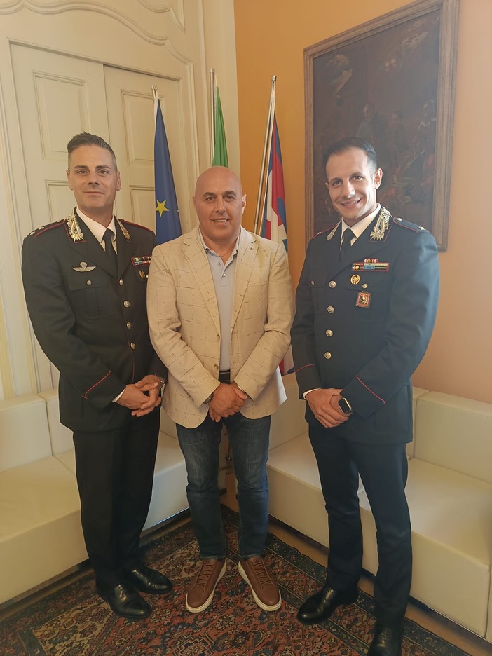 Borgomanero: il sindaco Bossi incontra il nuovo comandante della Tenenza dei Carabinieri