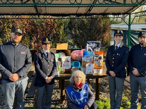 La Polizia di Stato al fianco del canile Enpa di Novara La Polizia di Stato al fianco del canile Enpa di Novara