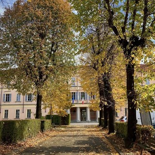 Manutenzione dei servizi igienici al Liceo Artistico Casorati di Romagnano Sesia