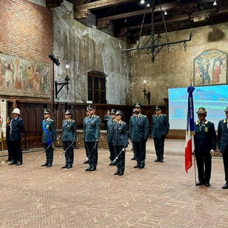 Novara celebra i 251 anni della Guardia di Finanza: cerimonia solenne all’Arengo del Broletto