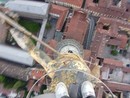 Due ragazzi si arrampicano sulla Cupola Antonelliana per un selfie, denunciati dalla polizia locale Due ragazzi si arrampicano sulla Cupola Antonelliana per un selfie, denunciati dalla polizia locale
