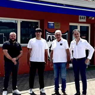 Arona investe nello sport: in arrivo un nuovo campo da calcio in erba artificiale