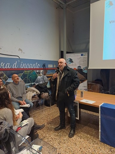 Predatori silenziosi: tutela della biodiversità e gestione delle specie invasive al centro dell’incontro a Cameri Predatori silenziosi: tutela della biodiversità e gestione delle specie invasive al centro dell’incontro a Cameri