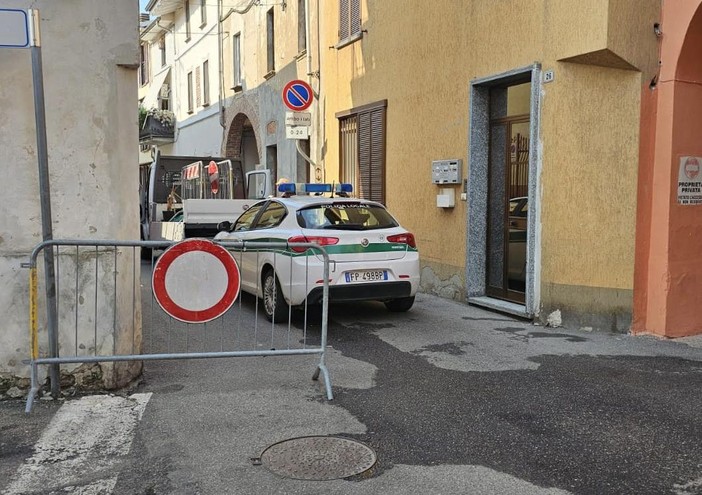 Cedimento alla rete fognaria: chiusa temporaneamente via San Giorgio a Cerano