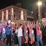 Festa dell’Uva, sfilata notturna da record: oltre 30mila persone in centro storico FOTO