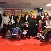 “Amiamole, Amiamoci, Amatele”: artisti e comunità uniti contro la violenza sulle donne