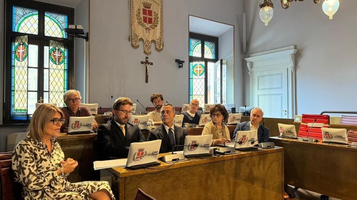 Novara ricorda Sebastiano Vassalli: studenti in prima fila nel decennale