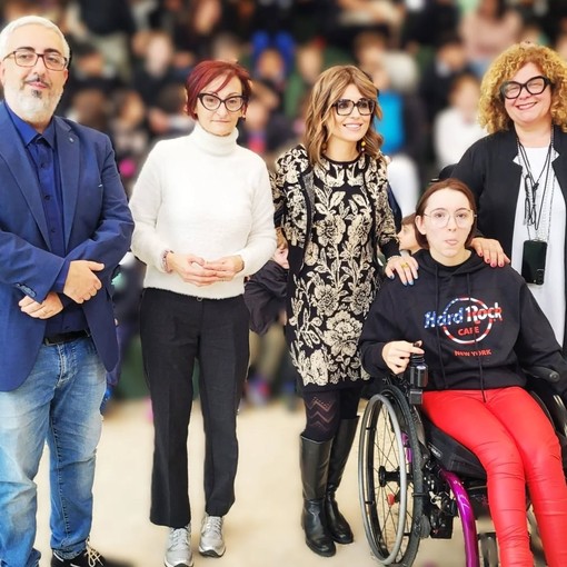 “La mia adolescenza a rotelle”: a Novara un progetto scolastico per promuovere l’inclusione “La mia adolescenza a rotelle”: a Novara un progetto scolastico per promuovere l’inclusione