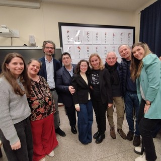 Alla primaria Bollini di Novara il progetto “Impararsegnando”: la Lis  diventa strumento di inclusione