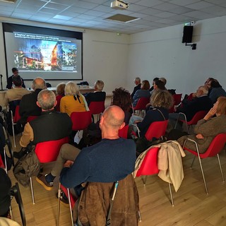 Novara, città e bellezza al centro dell'incontro con il sociologo Giovanni Semi Novara, città e bellezza al centro dell'incontro con il sociologo Giovanni Semi