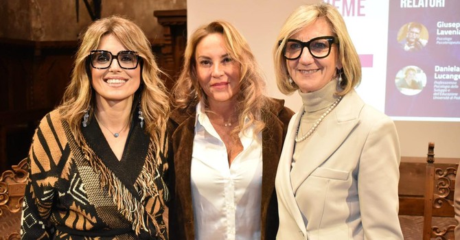 Da sinistra: Barbara Pace, Daniela Lucangeli e Marina Grassani Da sinistra: Barbara Pace, Daniela Lucangeli e Marina Grassani