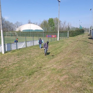 Manutenzione primaverile al campo sportivo di Momo