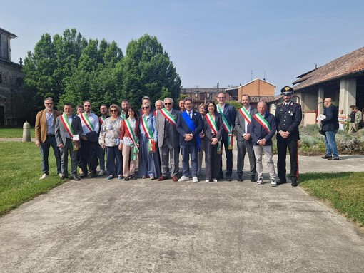 “Abitare la Terra”, a Casalbeltrame arte, memoria e sviluppo nel segno della comunità