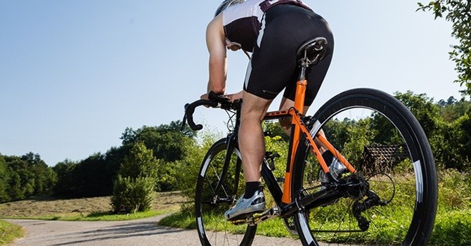 La ciclostaffetta per il clima fa tappa a Novara