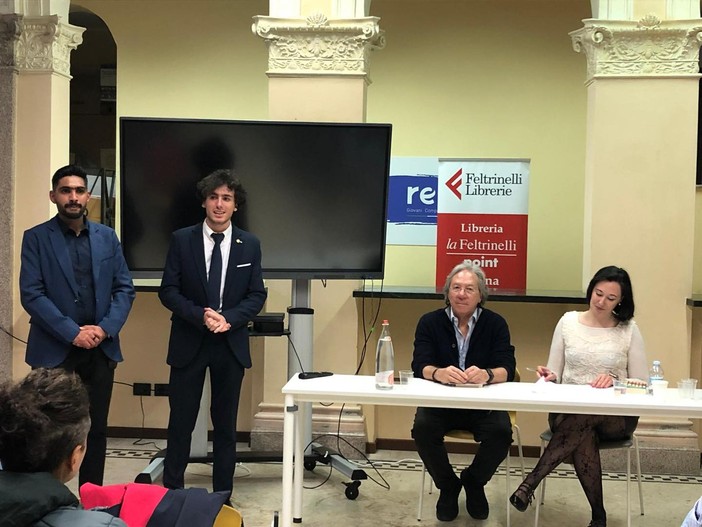 “Che sapore hanno i muri”: all’Hub Rete di Novara il dialogo con Paolo Aleotti apre uno sguardo sul carcere