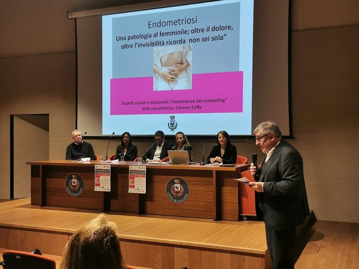 Galliate, serata sull’endometriosi: focus su diagnosi precoce e cure