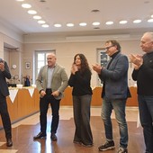 La festa degli auguri del Comune: amministrazione e dipendenti insieme per Natale La festa degli auguri del Comune: amministrazione e dipendenti insieme per Natale