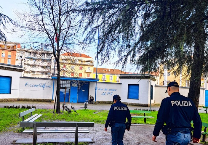 Novara, controlli straordinari contro la microcriminalità: identificate 150 persone