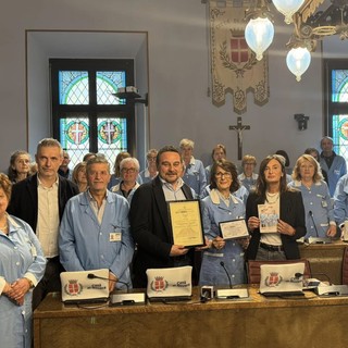 Consegnato il premio “Persona e Comunità” ai volontari 'Avo'