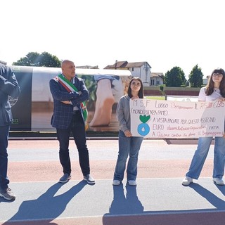Gli studenti corrono contro la fame: raccolti 2.230 euro per i bambini africani