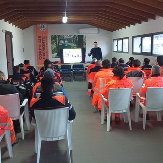 Volontari Aib, al via la formazione sulle macchine movimento terra