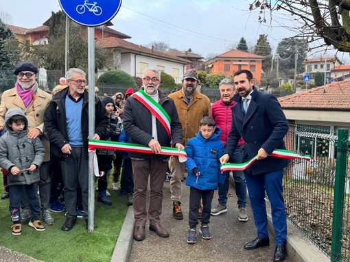 Inaugurato a Invorio il nuovo percorso pedonale di via Marconi Inaugurato a Invorio il nuovo percorso pedonale di via Marconi