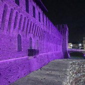 Galliate illumina di lilla il Castello per la giornata dedicata ai disturbi alimentari Galliate illumina di lilla il Castello per la giornata dedicata ai disturbi alimentari