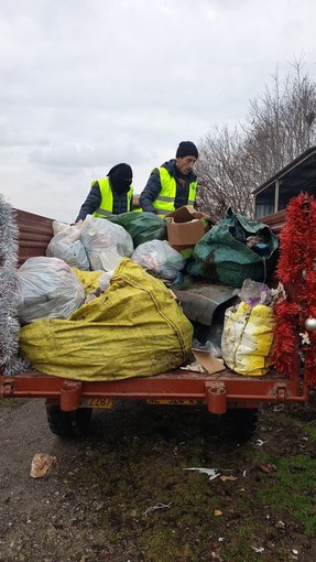 Carpignano Sesia: cittadini e volontari uniti per ripulire i boschi