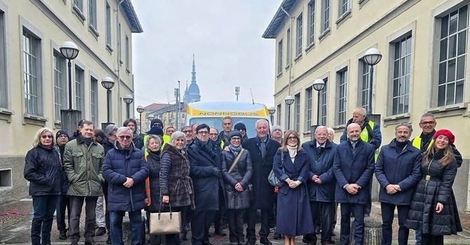 Un nuovo “nonno-bus” per la Casa di Giorno Don Aldo Mercoli
