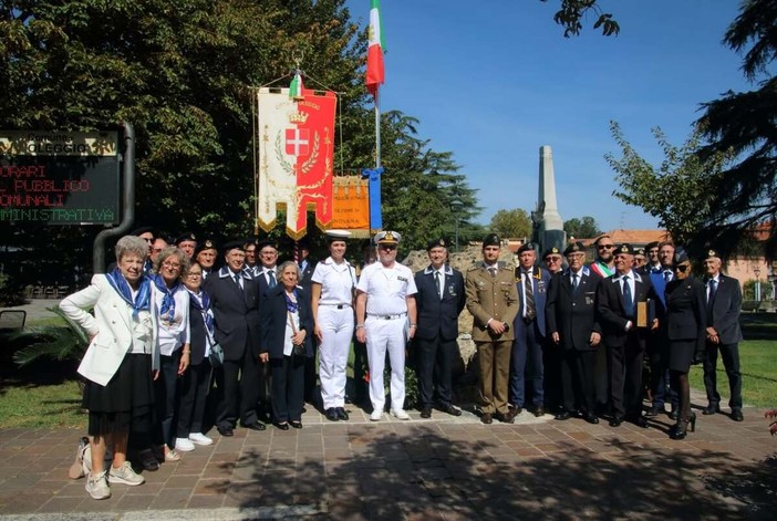Oleggio celebra Enea Picchio e i 70 anni del Gruppo Associazione Nazionale Marinai d’Italia di Novara Oleggio celebra Enea Picchio e i 70 anni del Gruppo Associazione Nazionale Marinai d’Italia di Novara