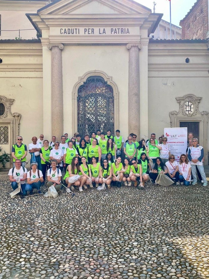 Novara, studenti e volontari in azione per la pulizia dell’Allea e del centro città