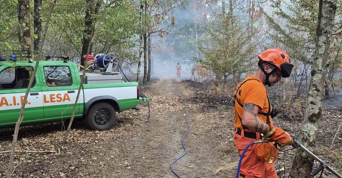 Incendi, il grazie di Lesa ai volontari Aib impegnati da settimane