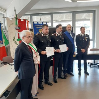 Prato Sesia, medaglie al valore a due carabinieri