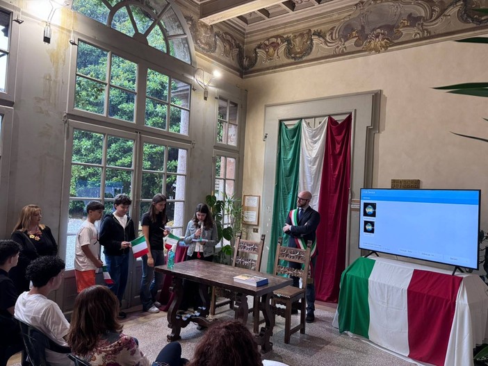 Varallo Pombia, Festa della Repubblica tra partecipazione e memoria Varallo Pombia, Festa della Repubblica tra partecipazione e memoria