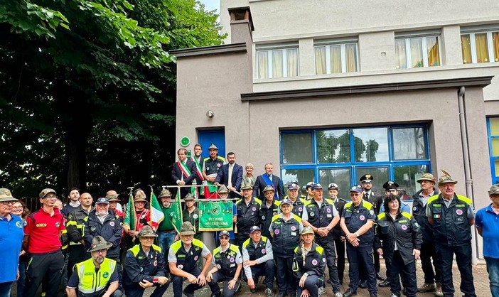 Romagnano Sesia, inaugurata la nuova sede della Protezione Civile Ana Valsesiana Romagnano Sesia, inaugurata la nuova sede della Protezione Civile Ana Valsesiana