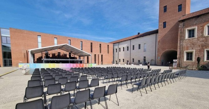 Estate Novarese, musica e spettacoli al Castello fino a domenica Estate Novarese, musica e spettacoli al Castello fino a domenica