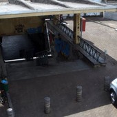 Strappa la collanina a un'anziana, arrestato un 19enne tunisino Strappa la collanina a un'anziana, arrestato un 19enne tunisino