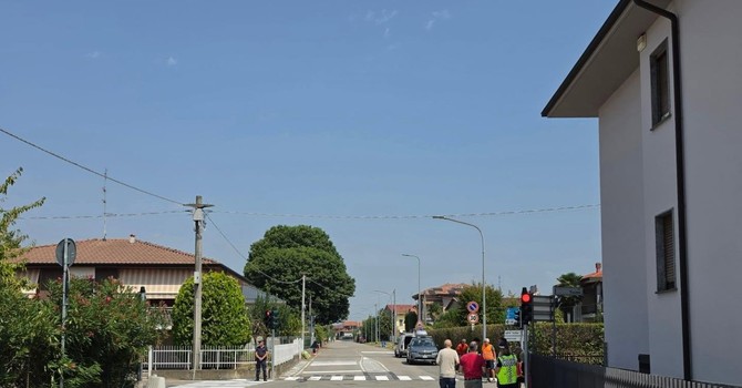 Bellinzago Novarese, nuovo semaforo tra via Ticino e via Volta