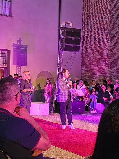 "Moda in Mostra” al Castello di Novara: creatività e messaggi di inclusione