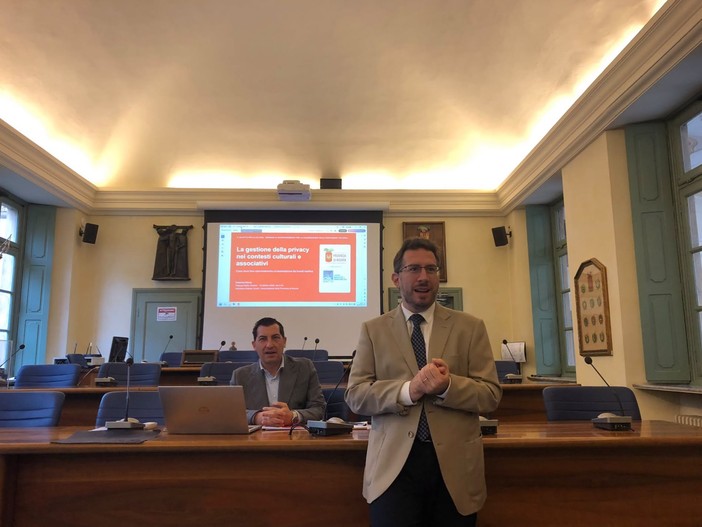 Novara, torna il Salotto della Cultura con incontri dedicati alle associazioni Novara, torna il Salotto della Cultura con incontri dedicati alle associazioni