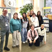 “Felicità possibile”: vent’anni di studenti e ospiti in dialogo a Borgomanero