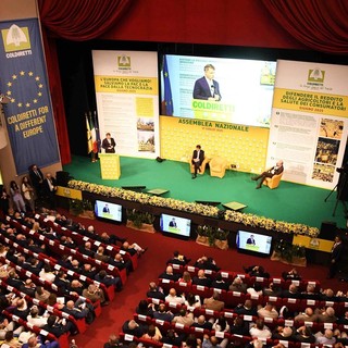 “Oltre 770mila aziende agricole a rischio per il taglio ai fondi Ue”