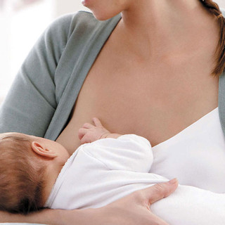 Allattamento materno, un corso di formazione per medici e pediatri all’Ospedale di Borgomanero