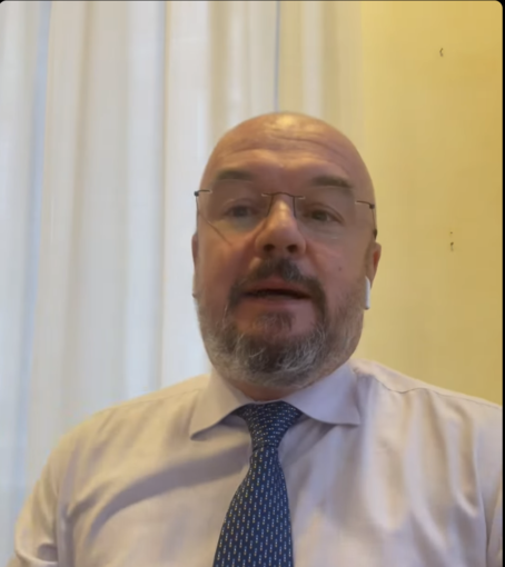 Borghi attacca il Governo sui fondi per le imprese montane: "Azzerati 20 milioni" Borghi attacca il Governo sui fondi per le imprese montane: "Azzerati 20 milioni"