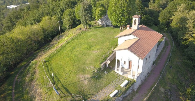 Briga Novarese saluta l’estate con Ray Heffernan al Colle di San Colombano